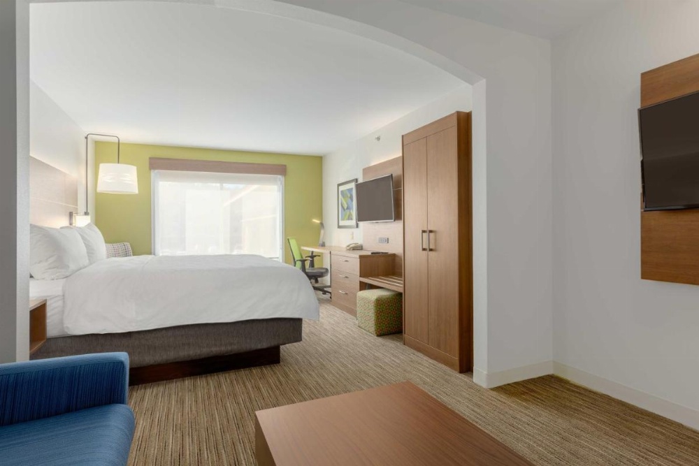 King Suite with Sofa Bed