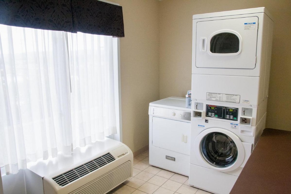 Holiday Inn Express Hotel & Suites Binghamton University-Vestal Image 30